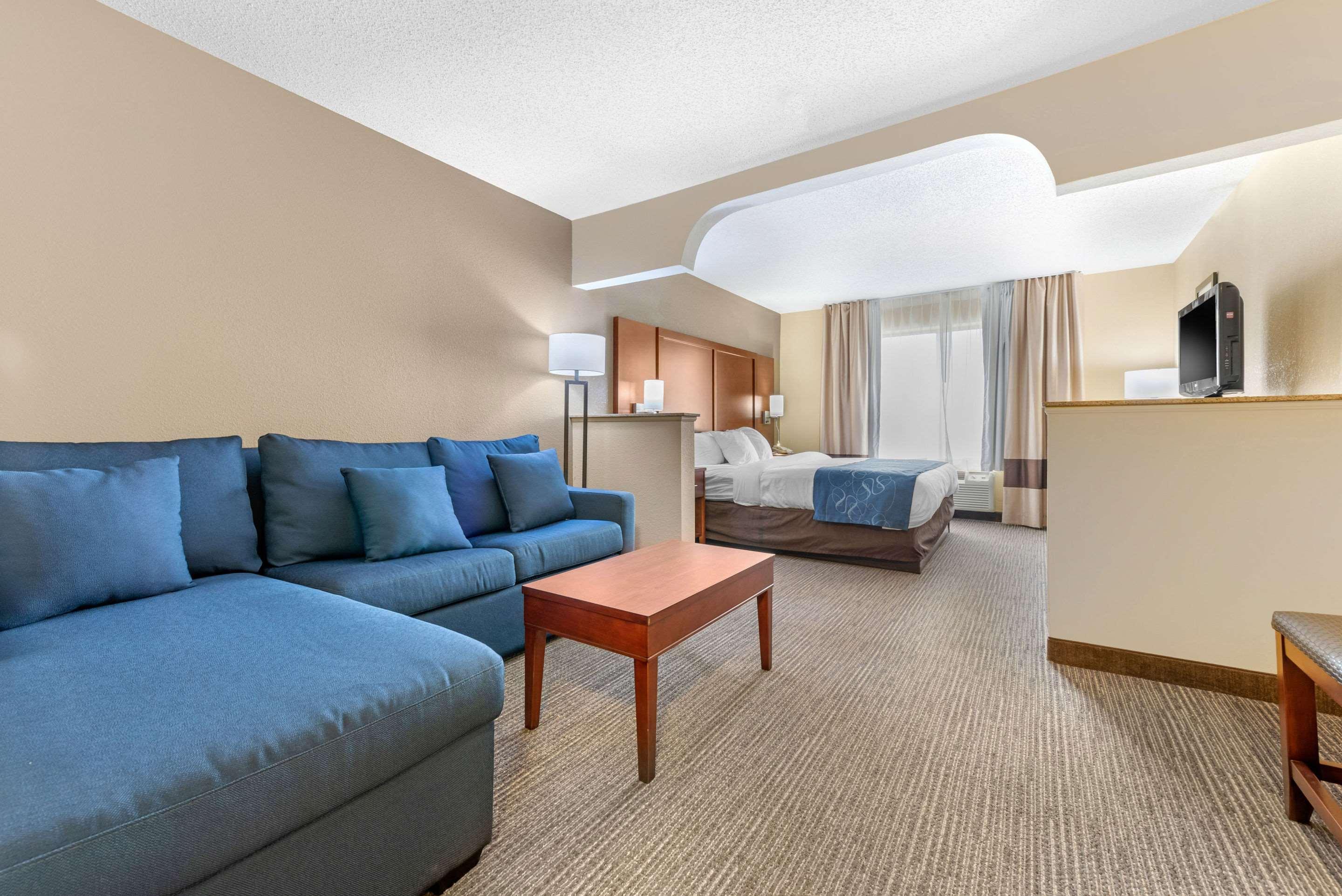 פינדליי Comfort Suites מראה חיצוני תמונה