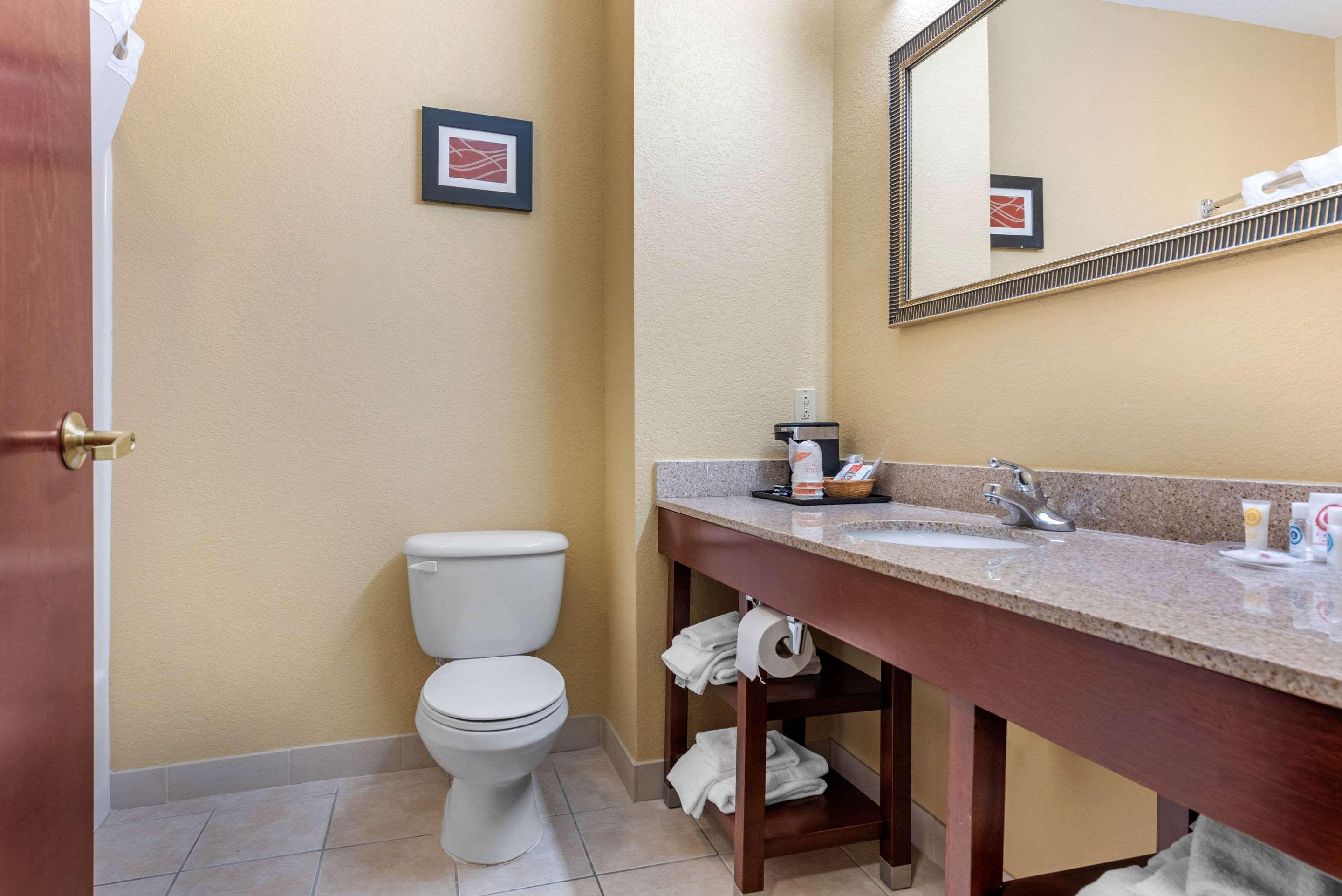 פינדליי Comfort Suites מראה חיצוני תמונה