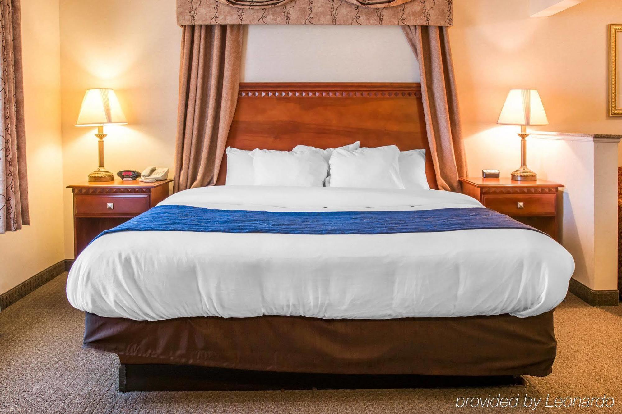 פינדליי Comfort Suites מראה חיצוני תמונה