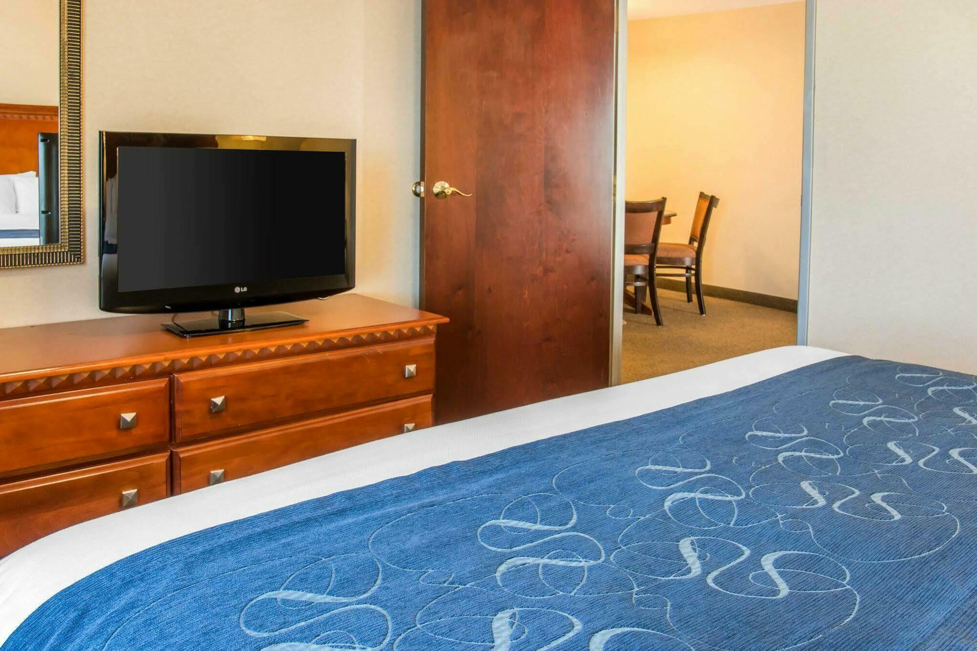פינדליי Comfort Suites מראה חיצוני תמונה