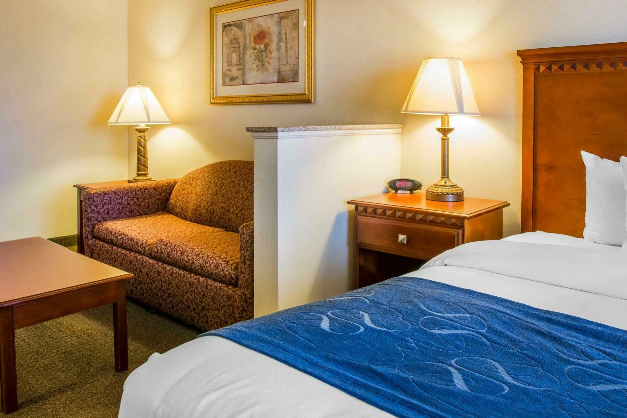 פינדליי Comfort Suites מראה חיצוני תמונה