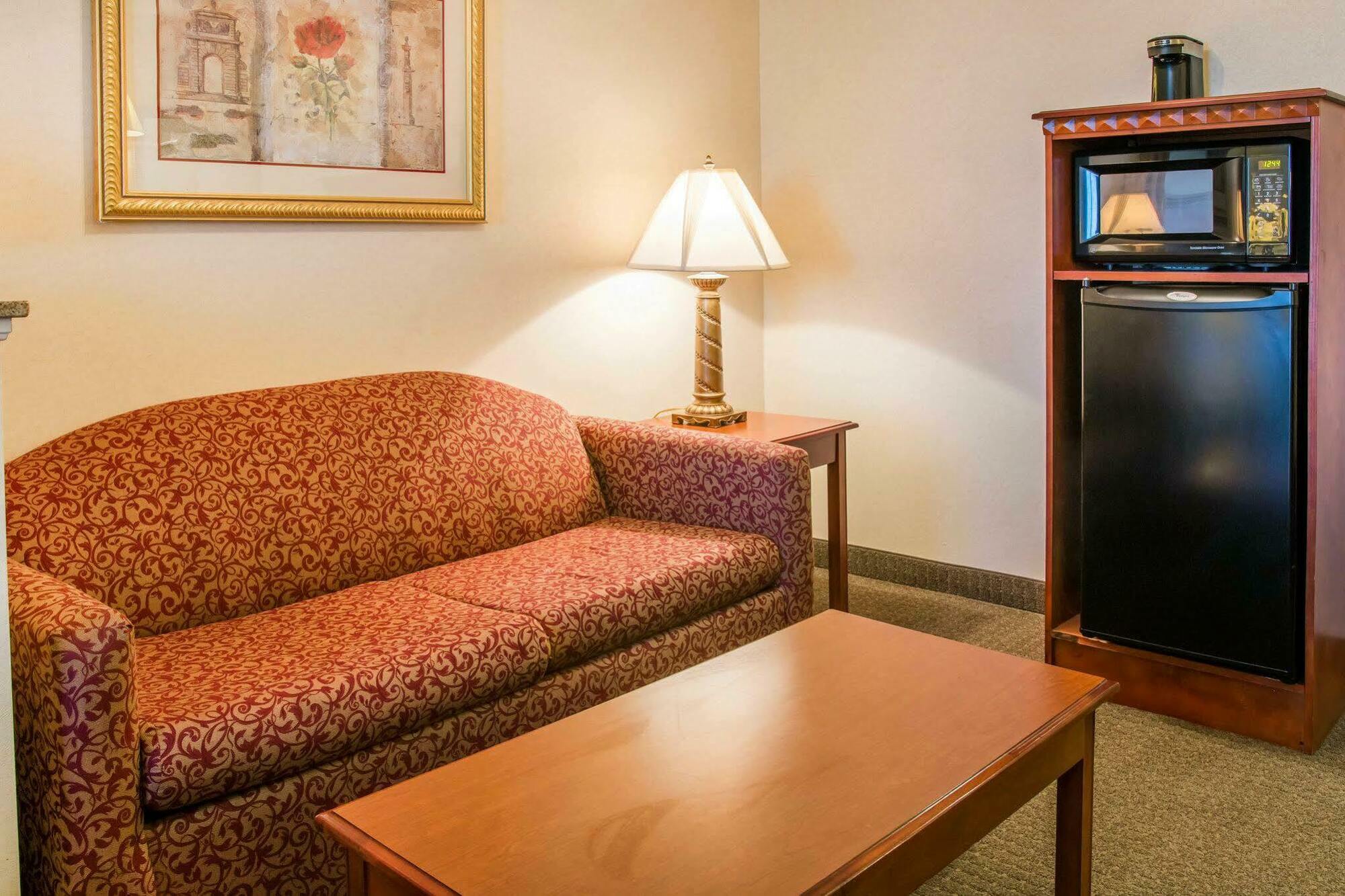 פינדליי Comfort Suites מראה חיצוני תמונה